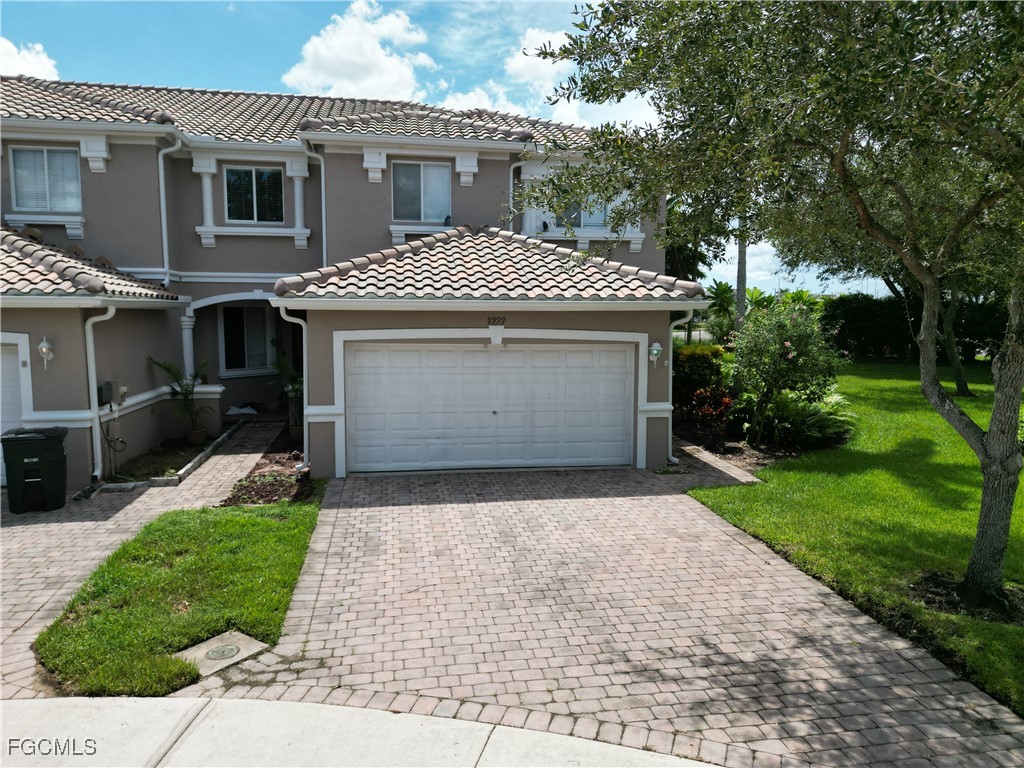 4 Bed Townhouse for Sale in Colonnade At Forum, FL, $285,000 — photo 14