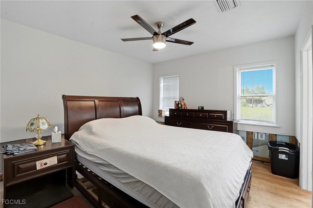 3 Bed Waterfront Home for Sale in North Fort Myers, photo 14