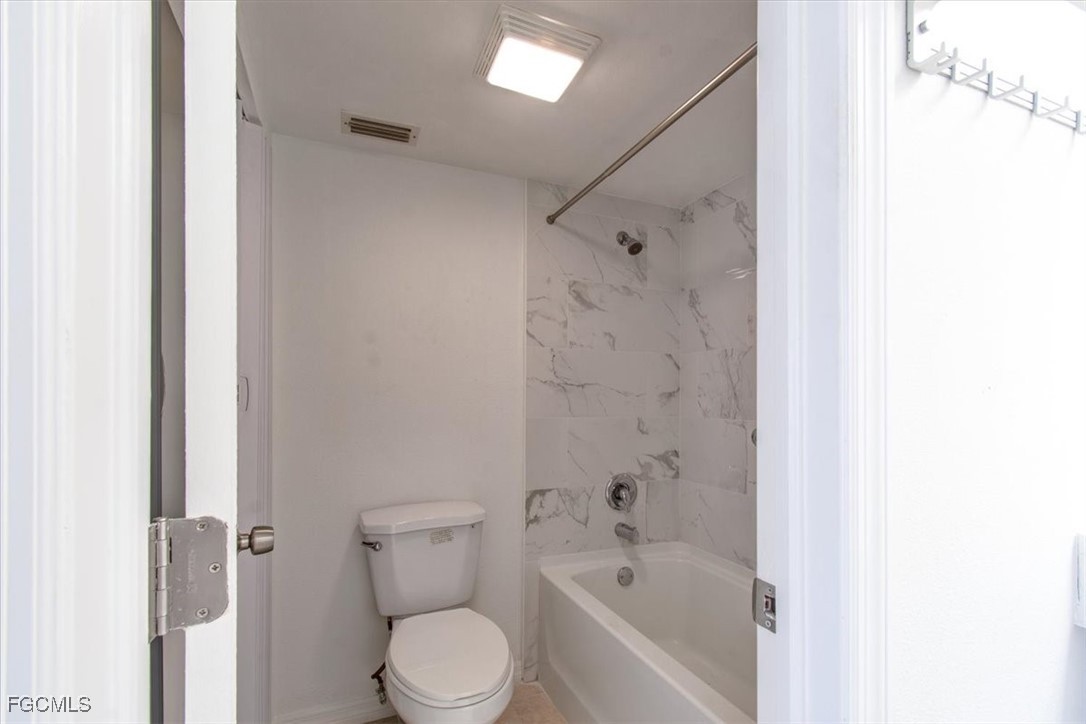1 Bed Condominium for Sale in North Fort Myers, FL, $69,900 — photo 14