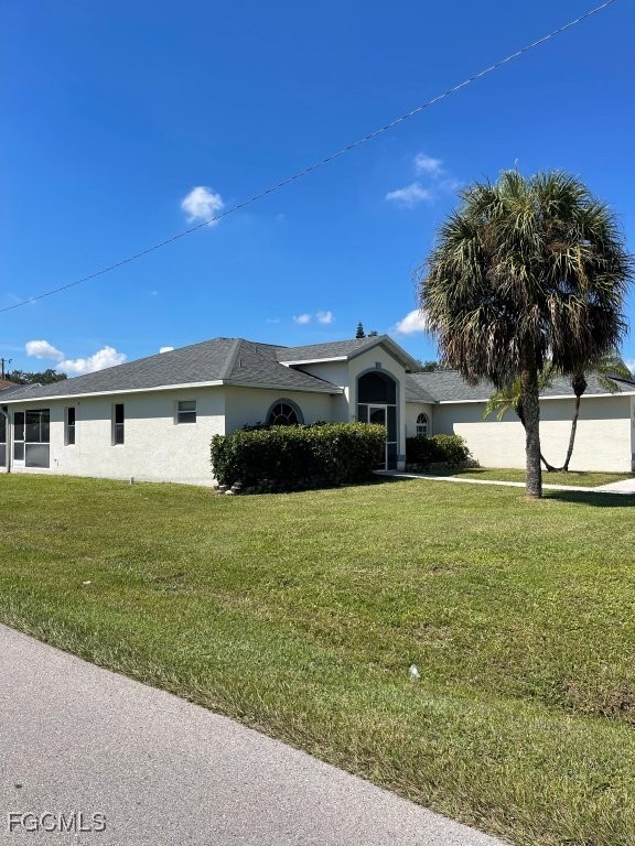 5 Bed Pool Home for Sale in Oakwood, photo 14