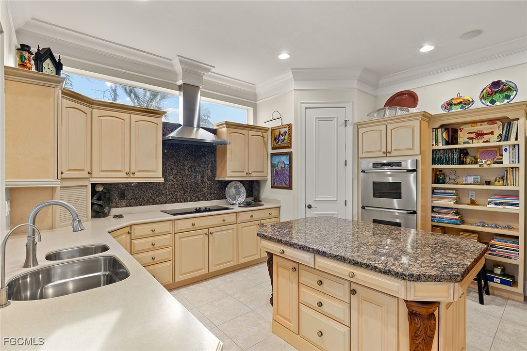 4 Bed Pool Home for Sale in Sanibel Estates, photo 14