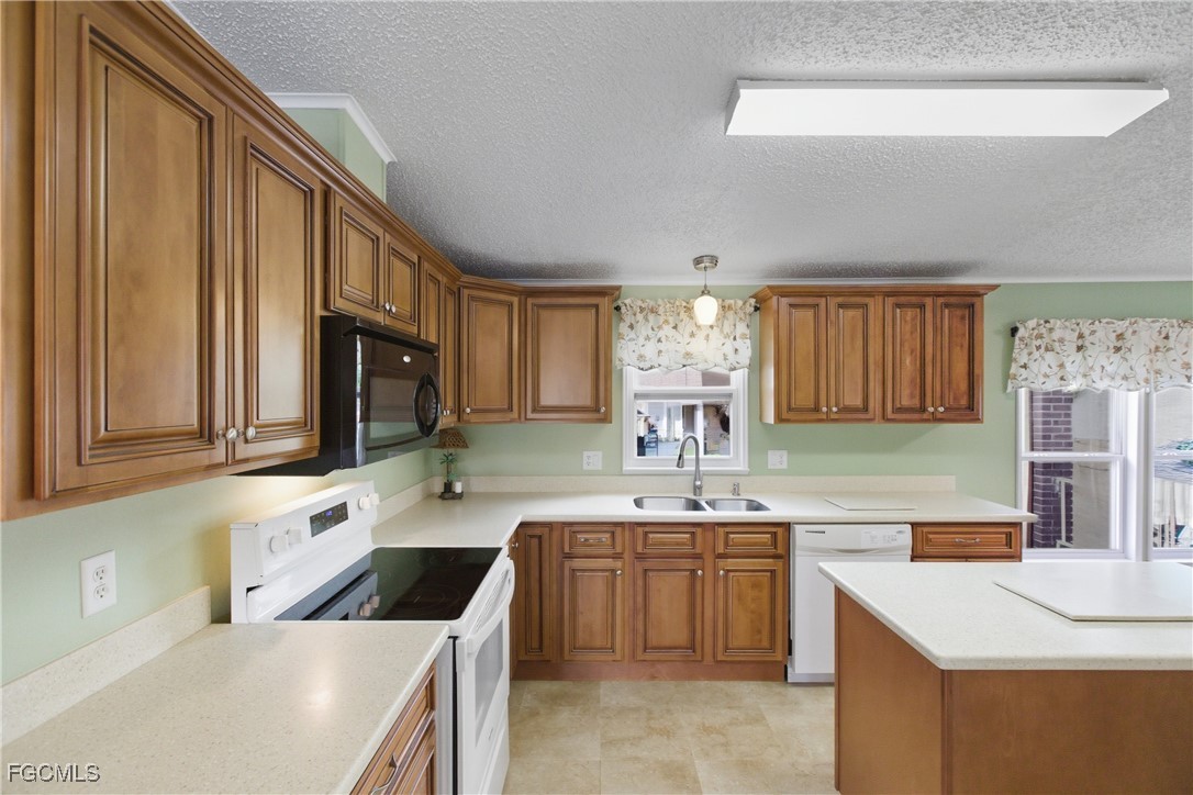 2 Bed Waterfront Home for Sale in North Fort Myers, FL — photo 14
