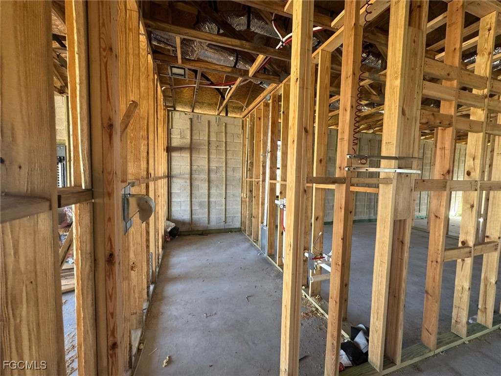 3 Bed SingleFamilyResidence for Sale in Cape Coral, photo 14