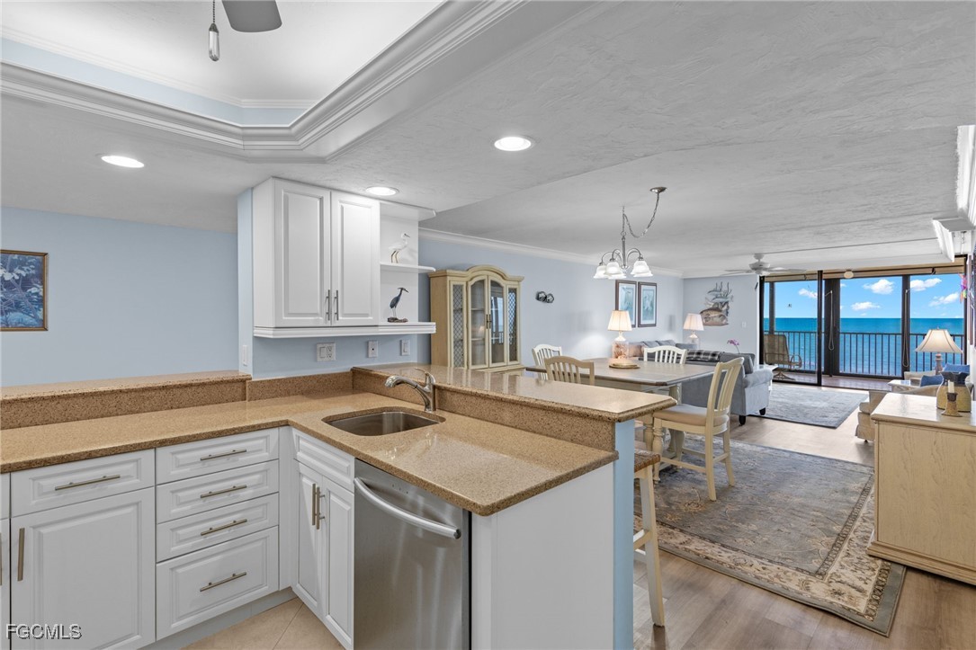 2 Bed Waterfront Home for Sale in Sanibel, photo 14