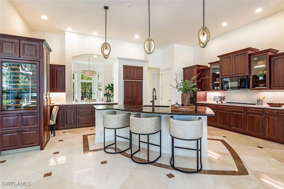 6 Bed Pool Home for Sale in Colliers Reserve, photo 14