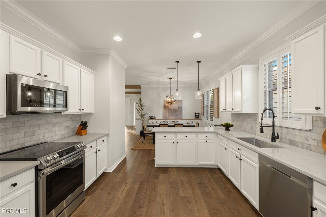 3 Bed Waterfront Home for Sale in Bella Terra, FL — photo 14