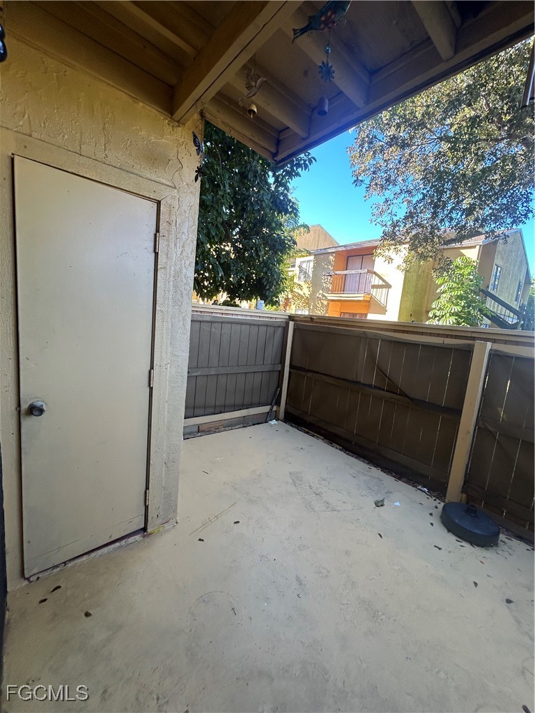 2 Bed Condominium for Sale in Village Creek, photo 14