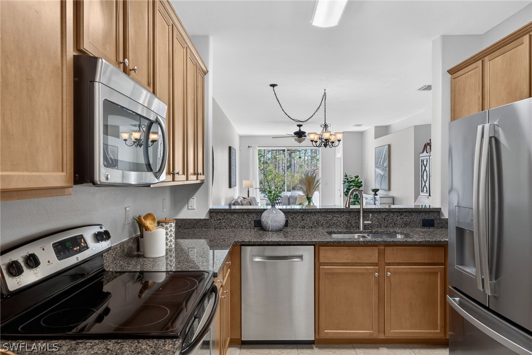 3 Bed Attached for Sale in Bella Terra, FL — photo 14