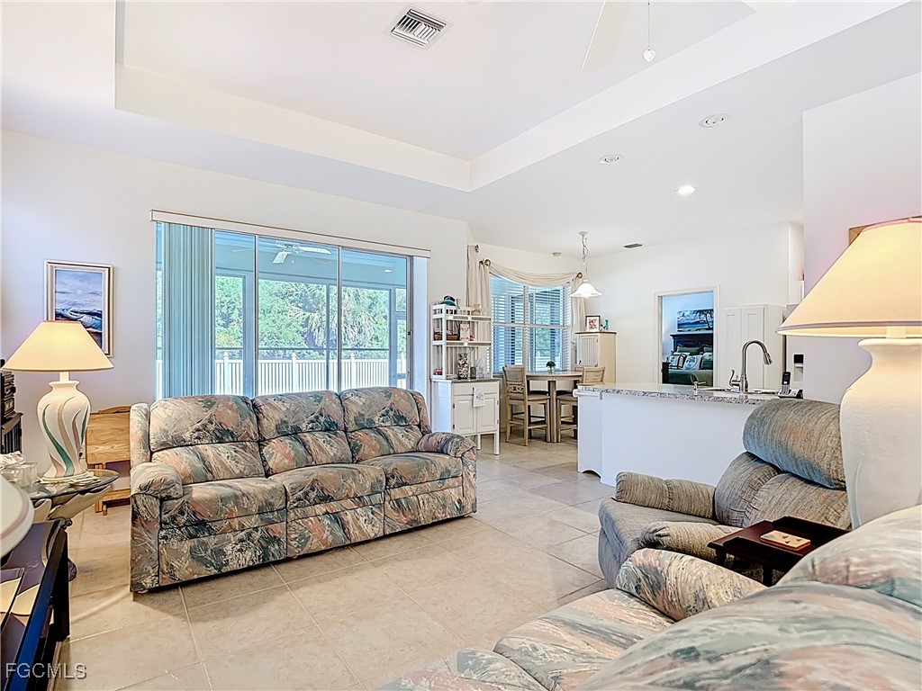 3 Bed Attached for Sale in Lake Pembroke, FL, $275,832 — photo 14