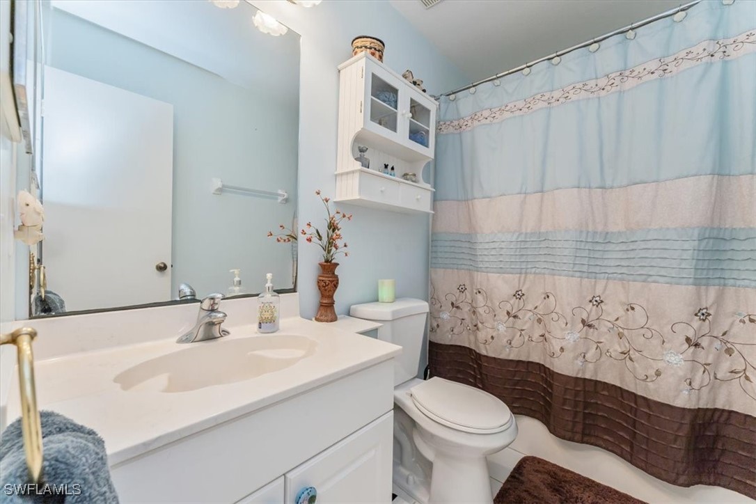 3 Bed SingleFamilyResidence for Sale in Naples, photo 14
