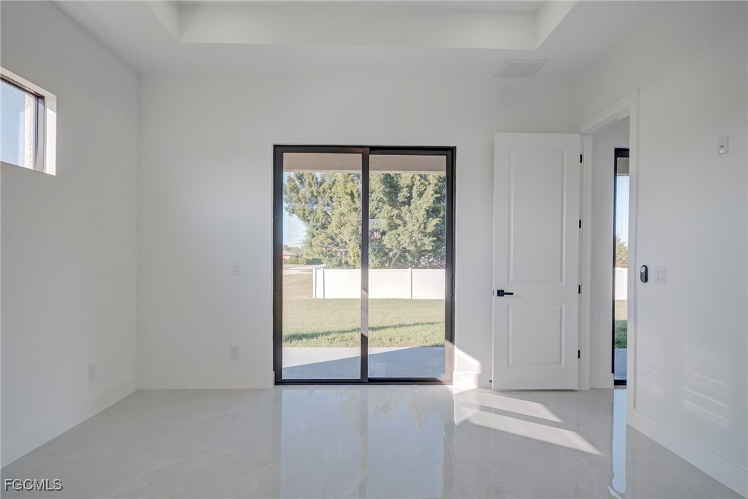 3 Bed SingleFamilyResidence for Sale in Lehigh Acres, photo 14