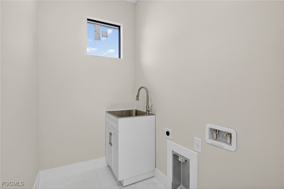 4 Bed SingleFamilyResidence for Sale in Lehigh Acres, FL — photo 14