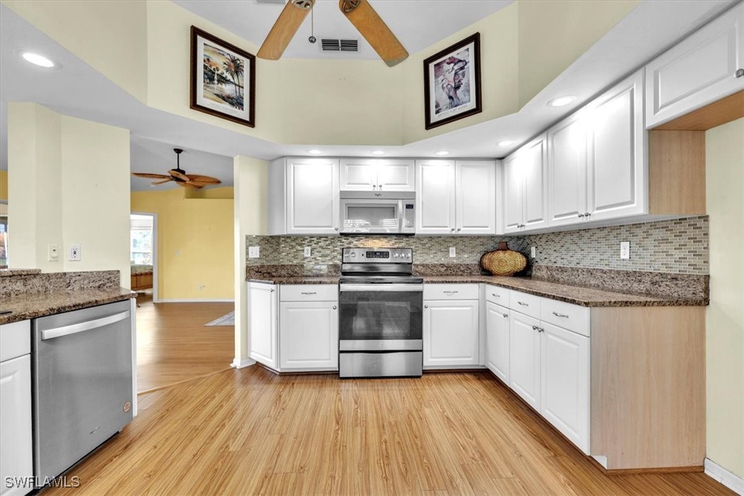 2 Bed SingleFamilyResidence for Sale in North Fort Myers, FL — photo 14