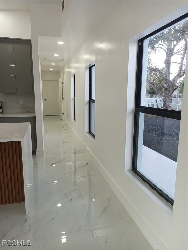 2 Bed SingleFamilyResidence for Sale in Clewiston, photo 14