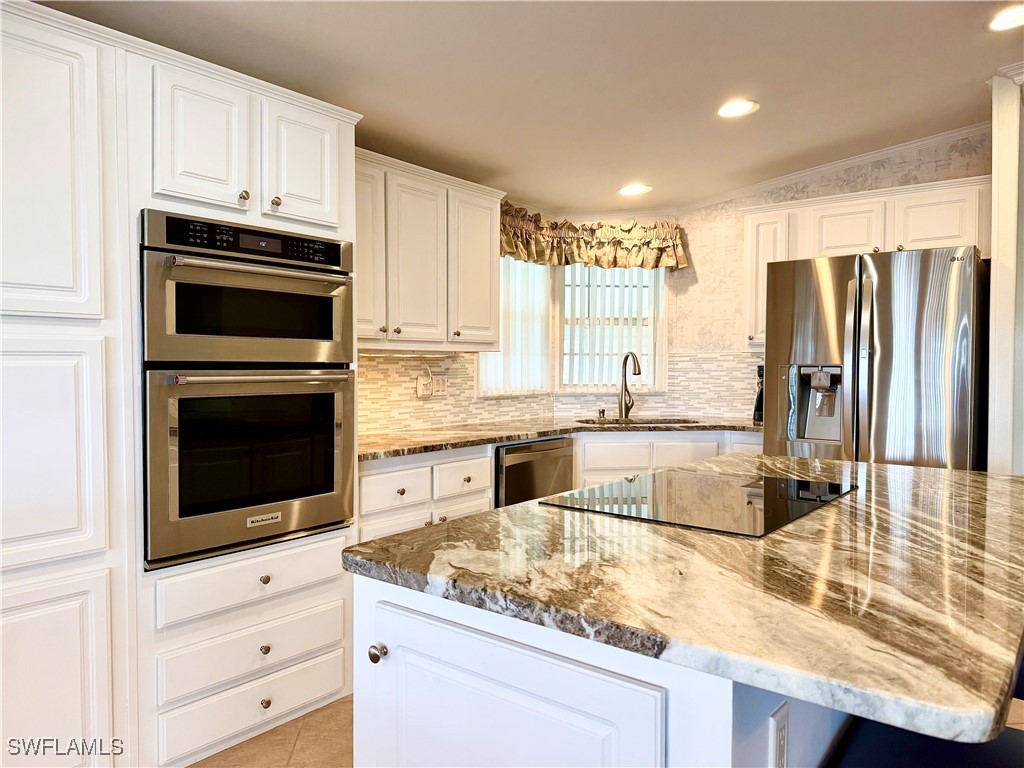 2 Bed ManufacturedHome for Sale in Naples, FL, $279,000 — photo 14