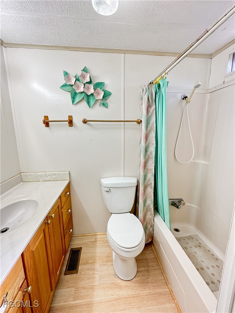 2 Bed ManufacturedHome for Sale in Fort Myers, FL, $89,900 — photo 14