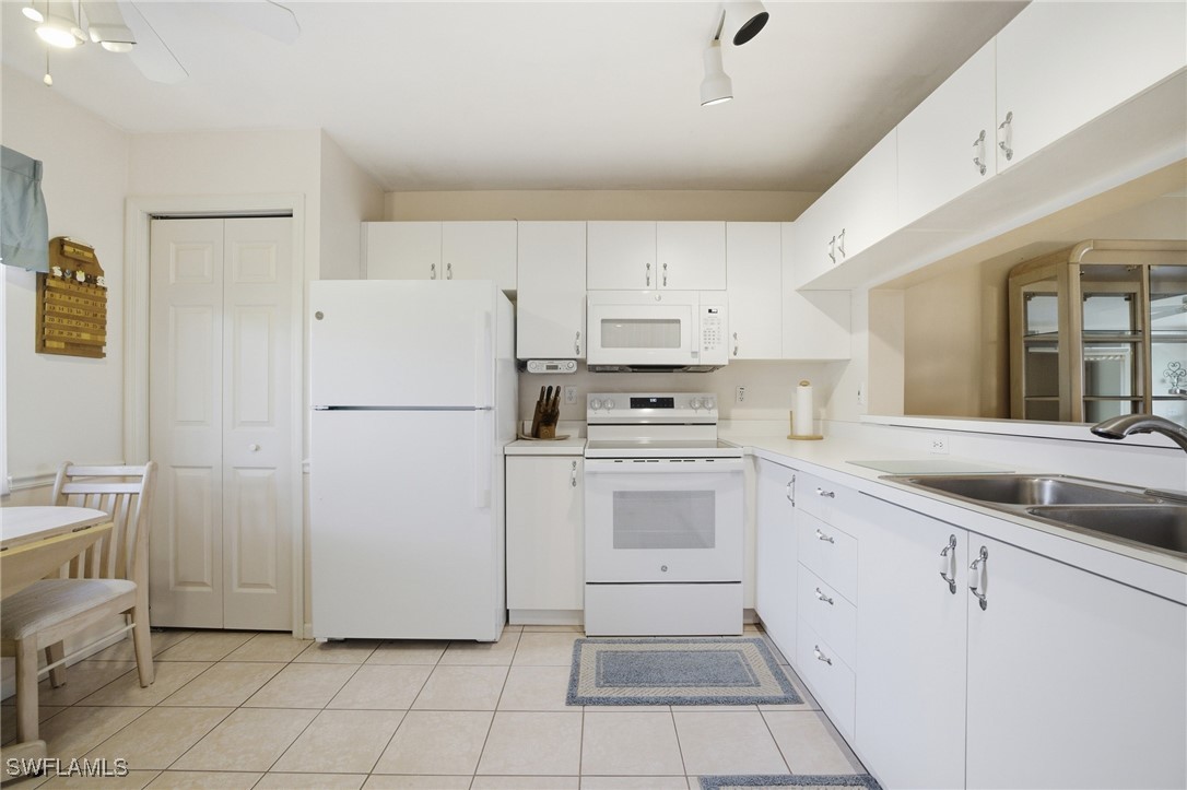 2 Bed Condominium for Sale in Glenmoor Greens, FL, $229,900 — photo 14