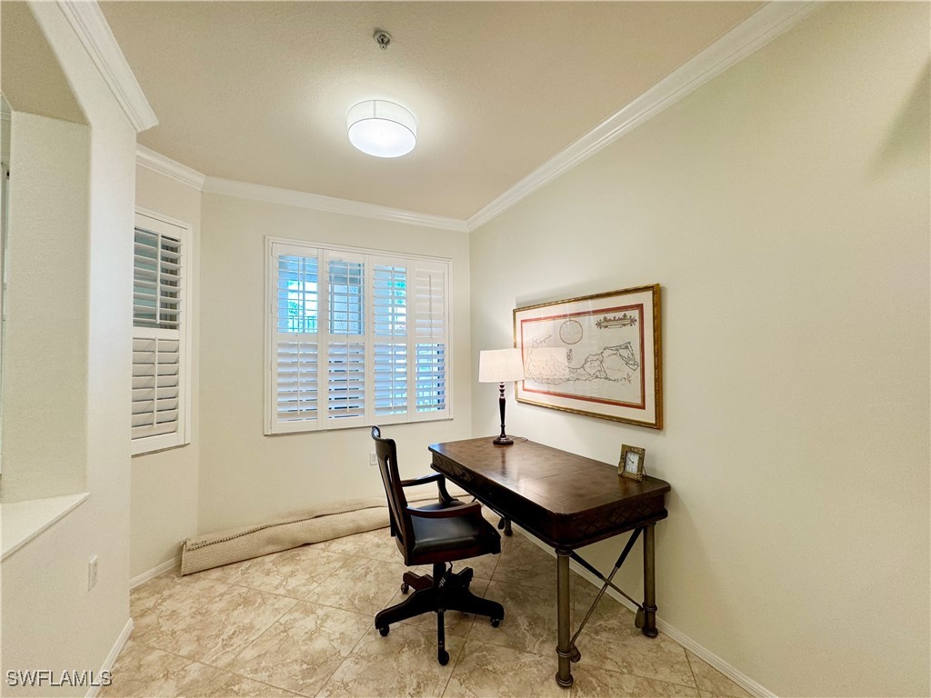 2 Bed Condominium for Sale in Lake Barrington, photo 14