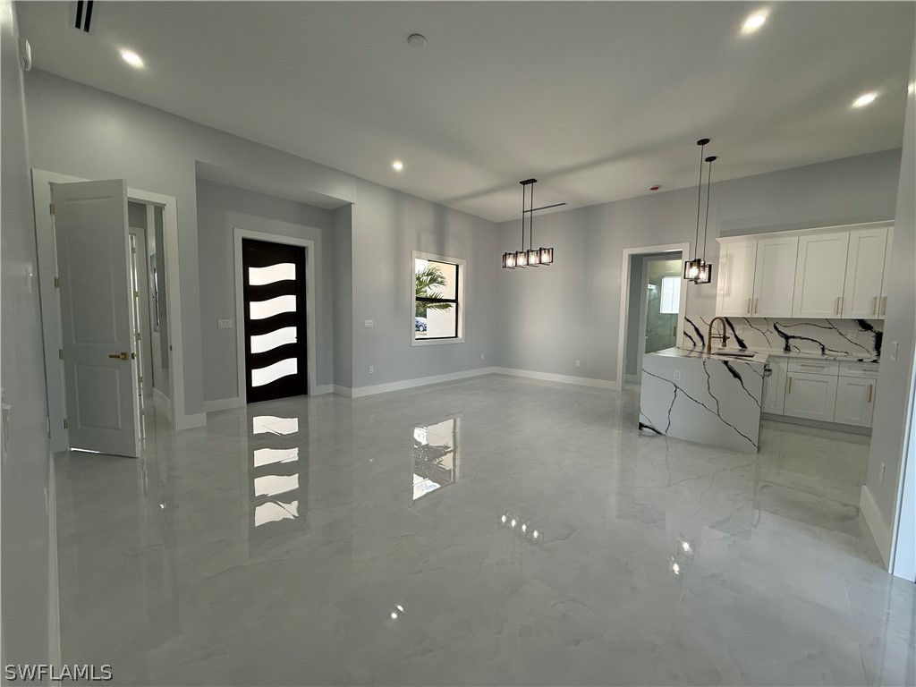 4 Bed SingleFamilyResidence for Sale in Naples, photo 14