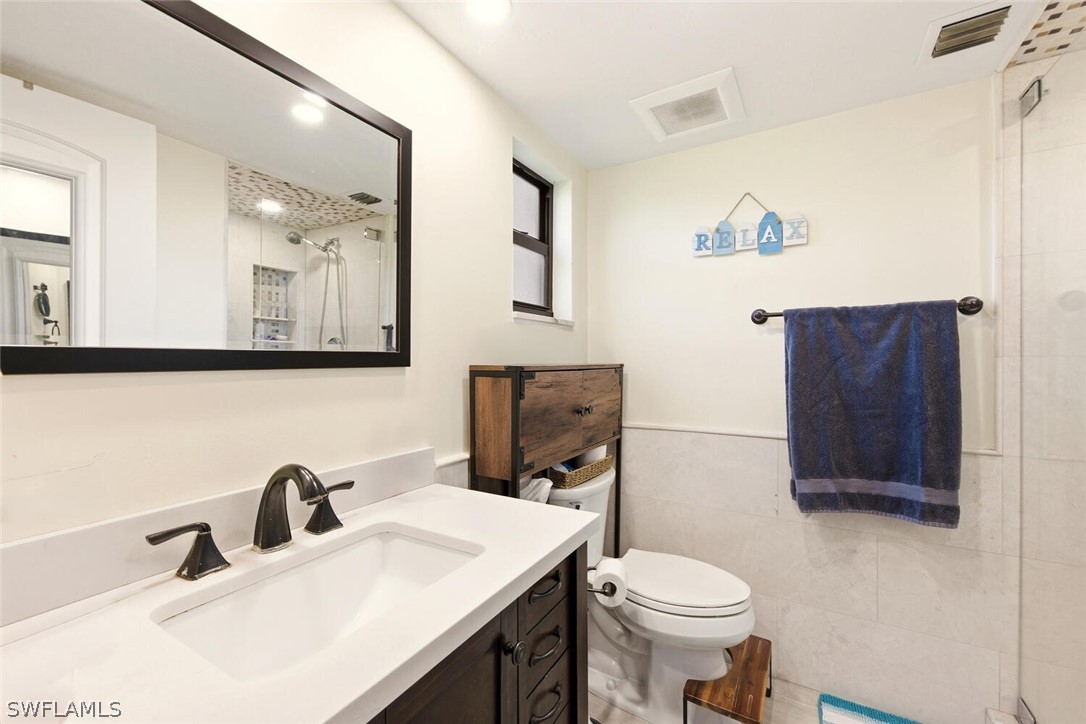 2 Bed Condominium for Sale in Marco Island, FL — photo 14