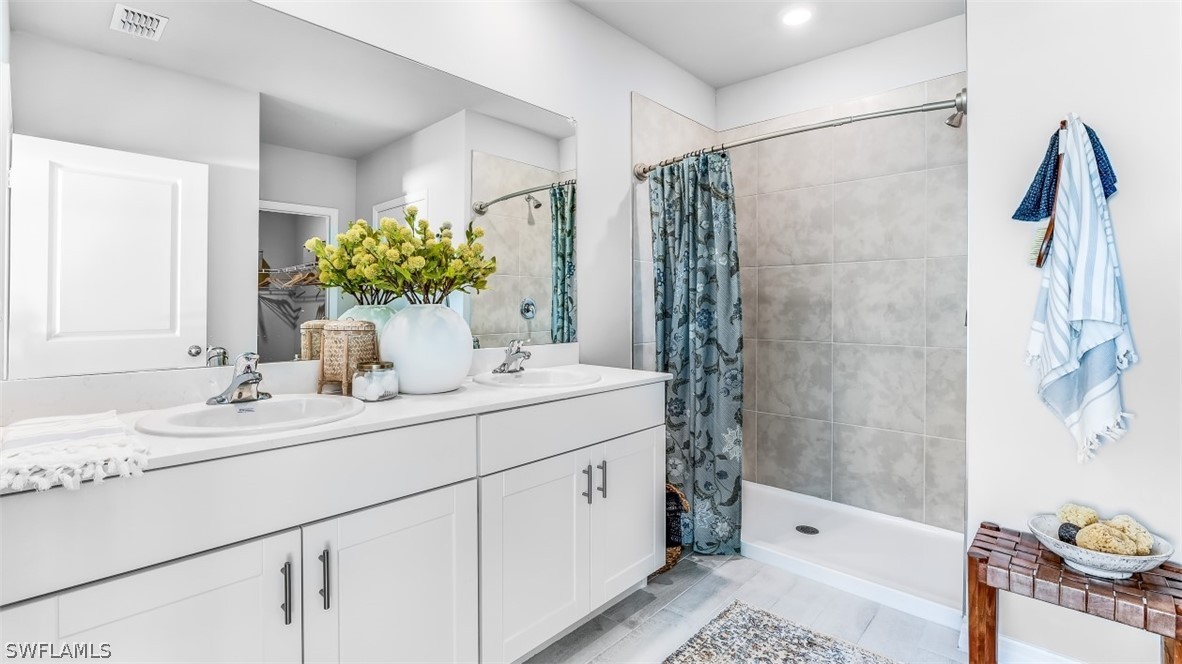 4 Bed SingleFamilyResidence for Sale in San Carlos Park, FL — photo 14
