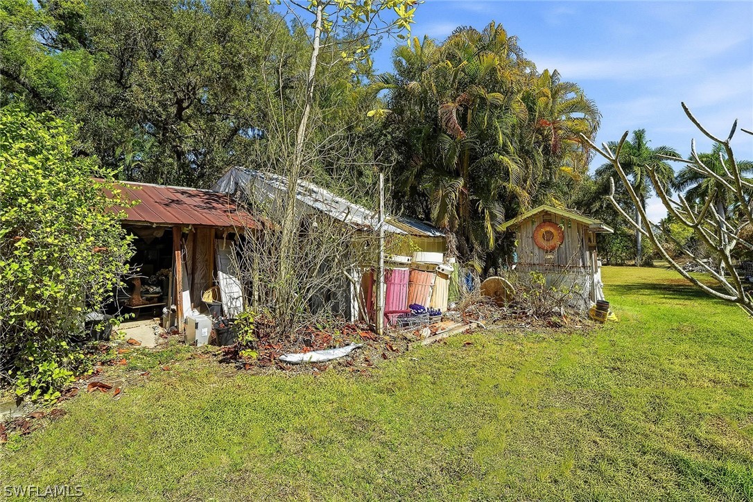 2 Bed SingleFamilyResidence for Sale in Buckingham, FL — photo 14