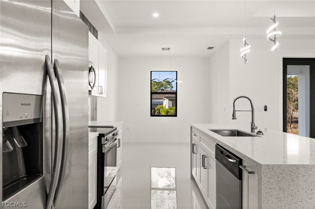 3 Bed SingleFamilyResidence for Sale in Lehigh Acres, photo 14
