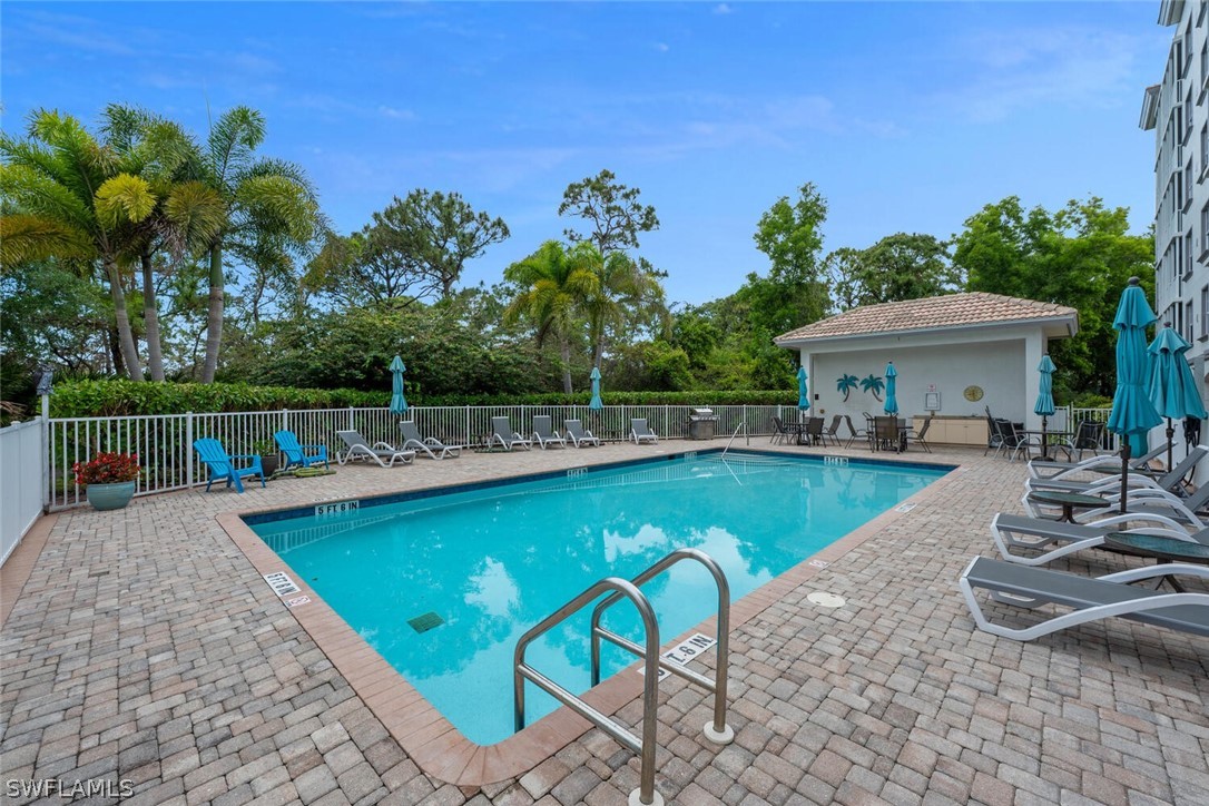 3 Bed Condominium for Sale in The Carlysle, FL, $310,000 — photo 14