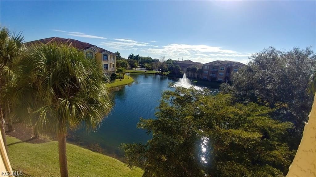 2 Bed Waterfront Home for Sale in Fort Myers, photo 14