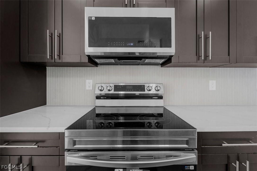 3 Bed SingleFamilyResidence for Sale in Lehigh Acres, photo 14