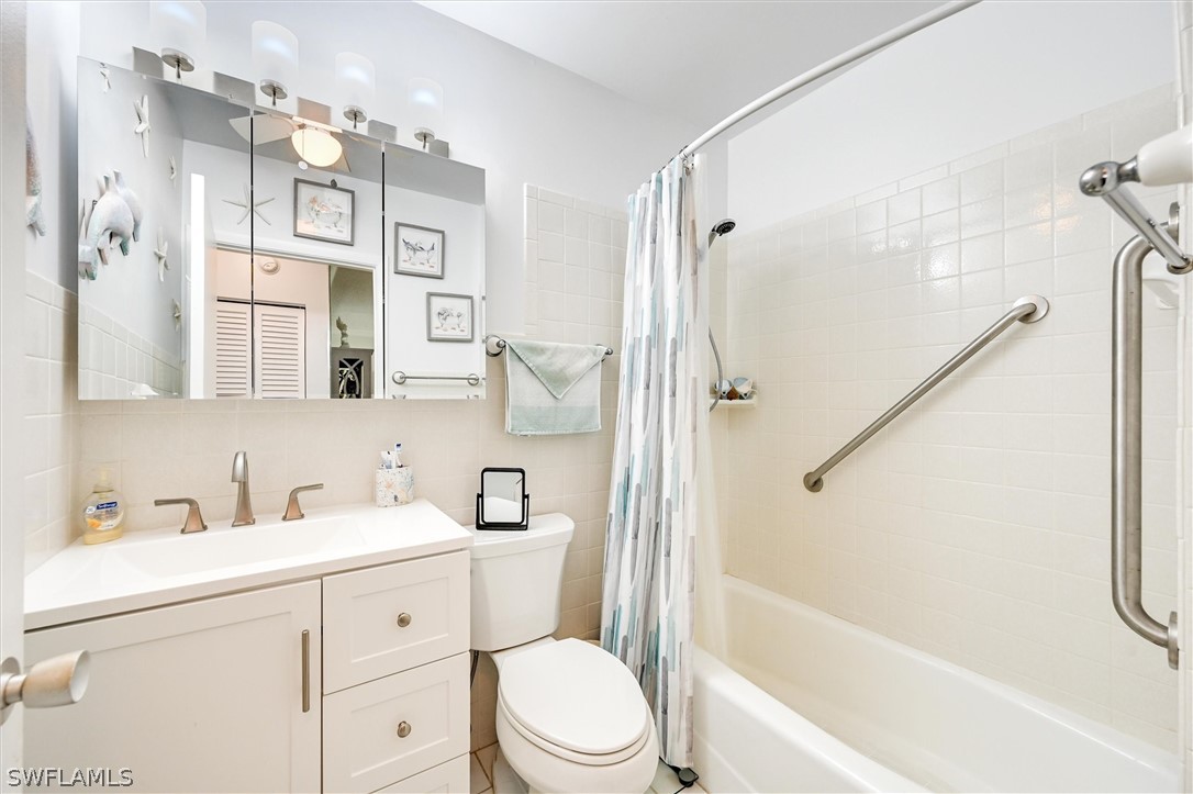 1 Bed Condominium for Sale in Marco Island, FL, $239,900 — photo 14
