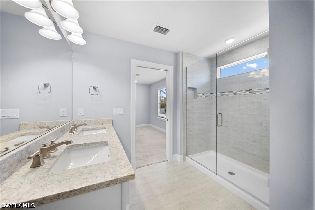 3 Bed SingleFamilyResidence for Sale in Westbrook, photo 14
