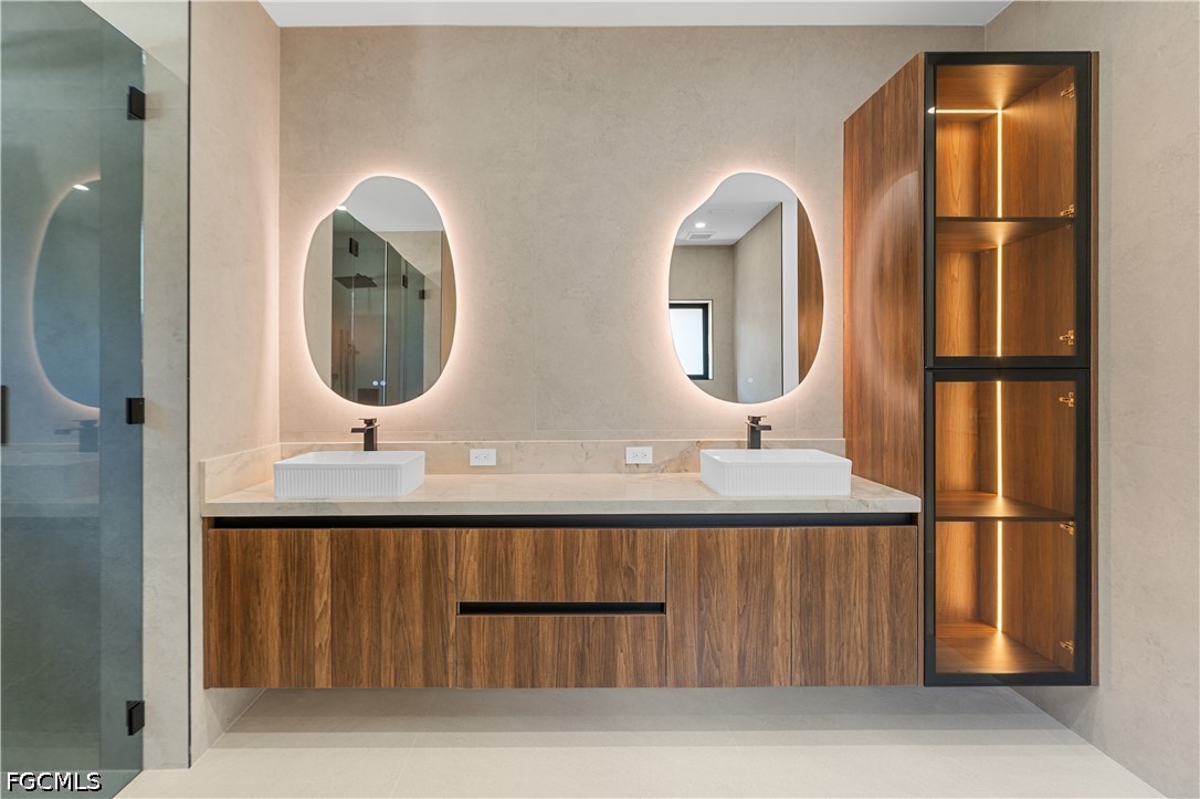 4 Bed Pool Home for Sale in Cape Coral, photo 14