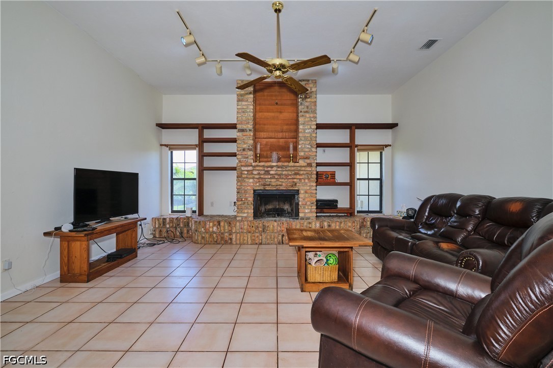 5 Bed Pool Home for Sale in Daughtreys Creek, FL — photo 14