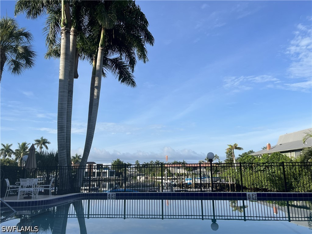 2 Bed Waterfront Home for Sale in Sea Eagle, photo 14