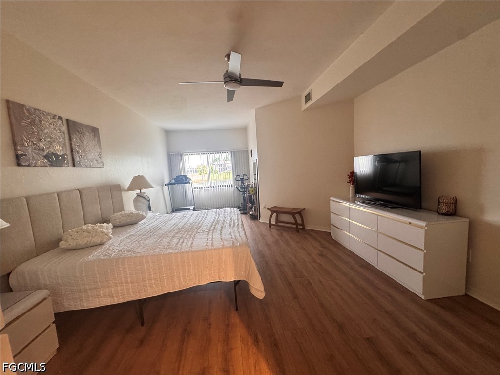 2 Bed Waterfront Home for Sale in Fort Myers, photo 14