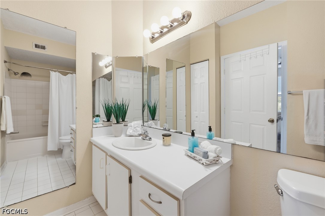 2 Bed Waterfront Home for Sale in Royal Greens, photo 14