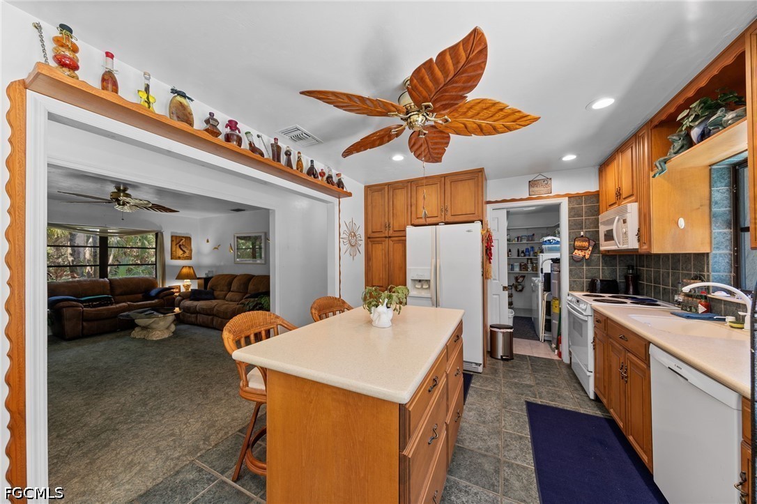 2 Bed Pool Home for Sale in Naples, photo 14