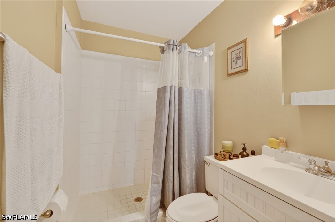 2 Bed Condominium for Sale in Naples, photo 14