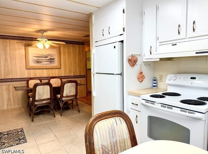 2 Bed ManufacturedHome for Sale in Naples, FL, $119,000 — photo 14