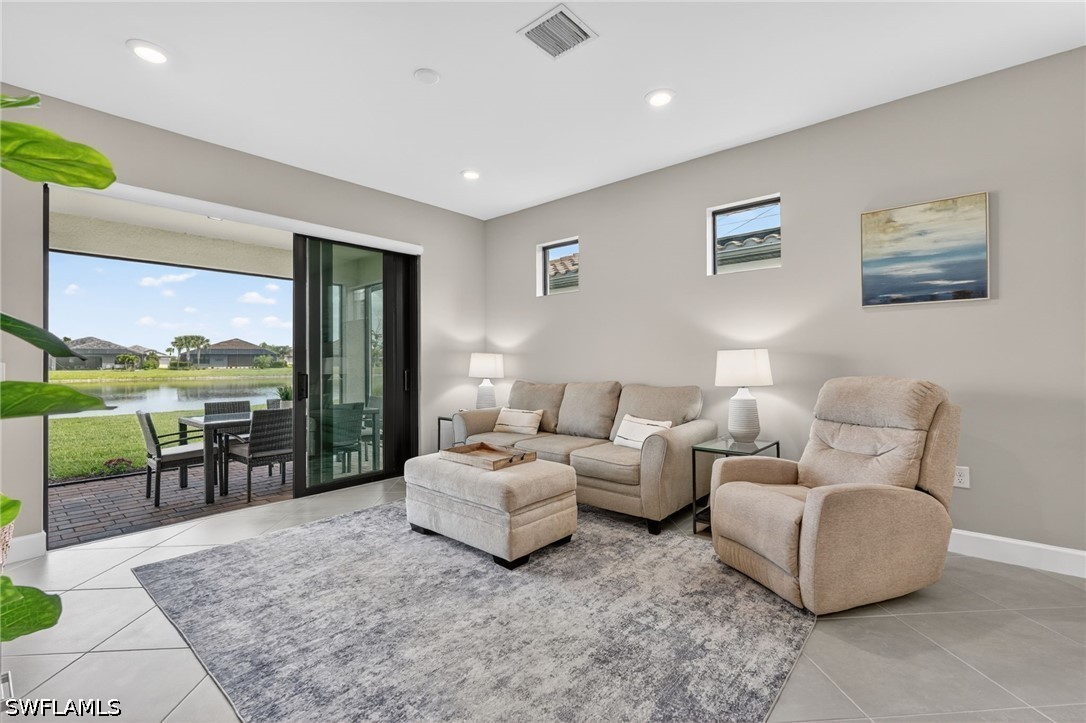 2 Bed Waterfront Home for Sale in Del Webb, photo 14