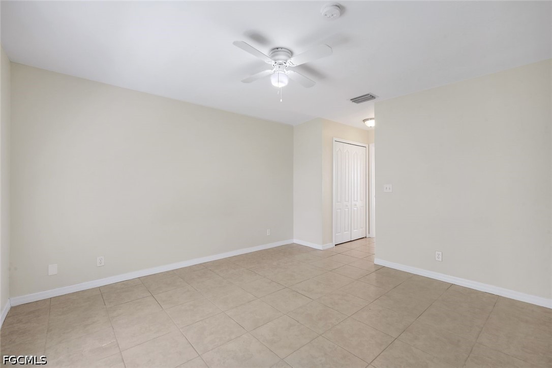 3 Bed SingleFamilyResidence for Sale in Cape Coral, photo 14
