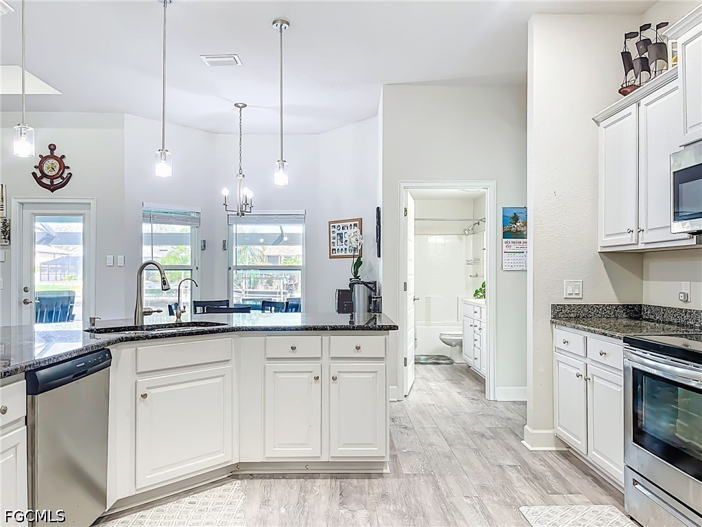 4 Bed Pool Home for Sale in Port Charlotte, photo 14