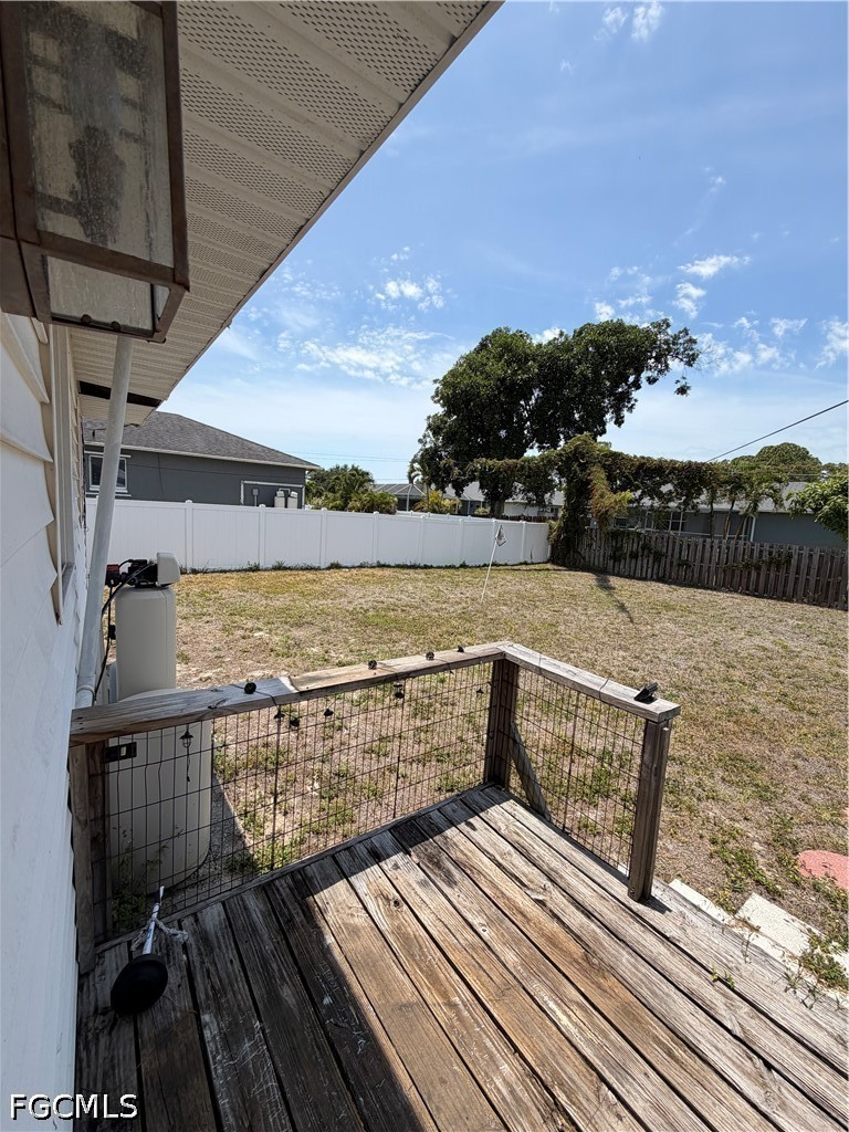 3 Bed SingleFamilyResidence for Sale in San Carlos Park, photo 14
