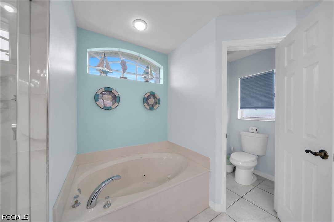 4 Bed Pool Home for Sale in Cape Coral, photo 14