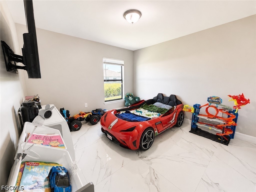 4 Bed SingleFamilyResidence for Sale in Lehigh Acres, photo 14