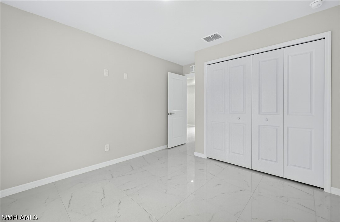 3 Bed SingleFamilyResidence for Sale in Lehigh Acres, photo 14