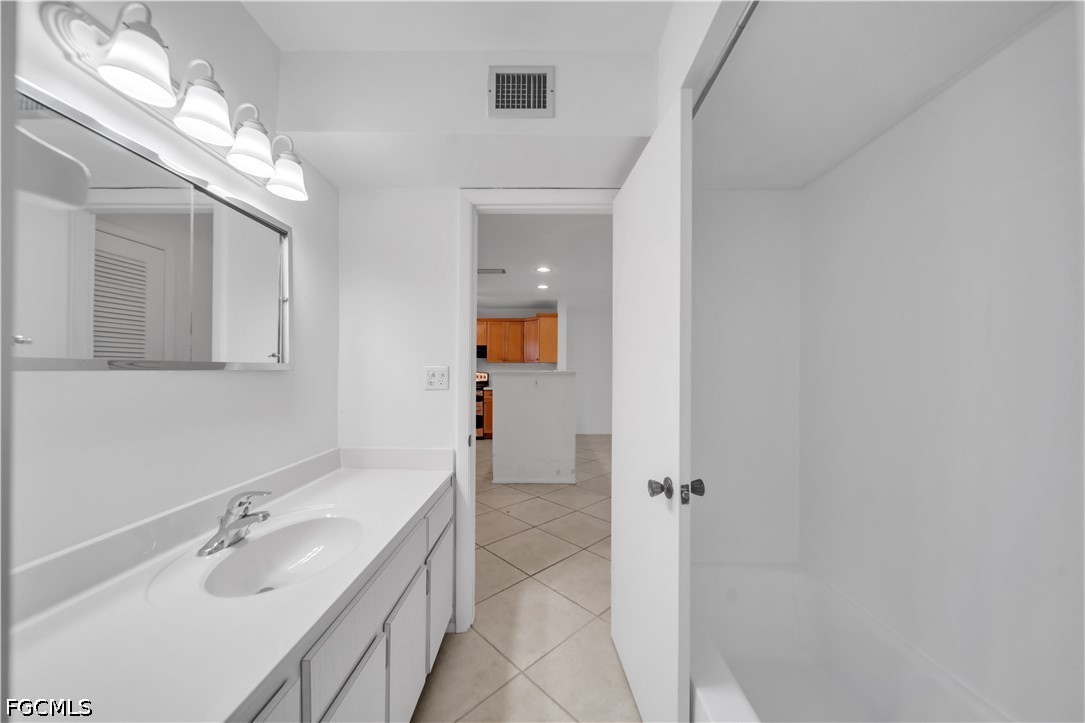 2 Bed Condominium for Sale in Greenwood Condo, photo 14