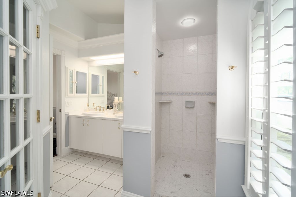 3 Bed SingleFamilyResidence for Sale in Naples, photo 14