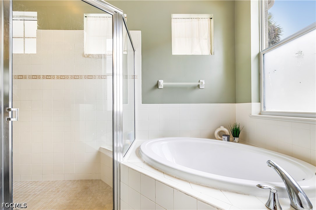 3 Bed SingleFamilyResidence for Sale in Timber Ridge, photo 14